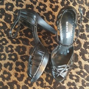 ❌DONATED 🛑Gianni Bini black leather/patent Size 7.5